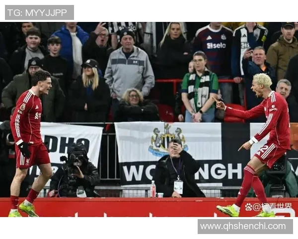 巴黎圣曼与利物浦激战正酣比分揭晓引发球迷热议